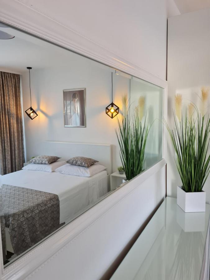Apartments Tonka โตรกีร์ ภายนอก รูปภาพ